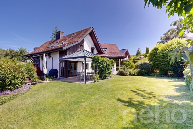 Spacious 7.5-room property with large surroundings in Wettswil (2)