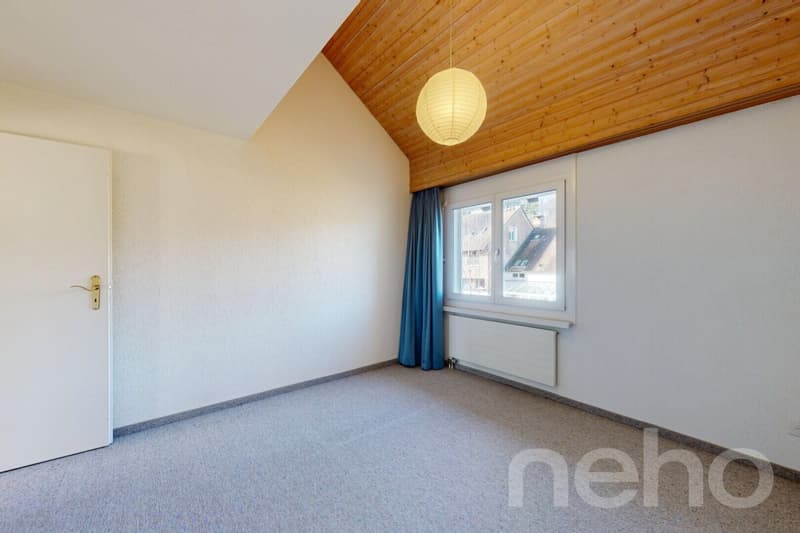 Einfamilienhaus-Feeling in Ebmatingen ? Maisonette über drei Etagen (9)