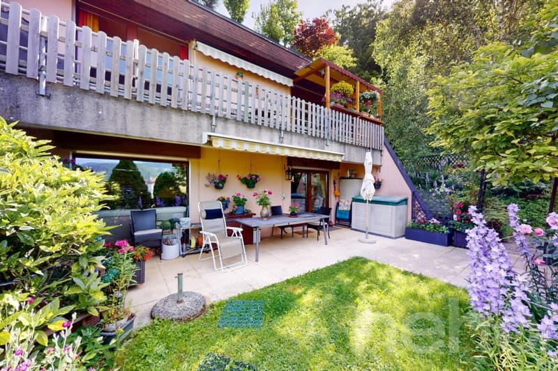 Superbe 4,5 pièces avec jardin, vue montagne et garage (3)