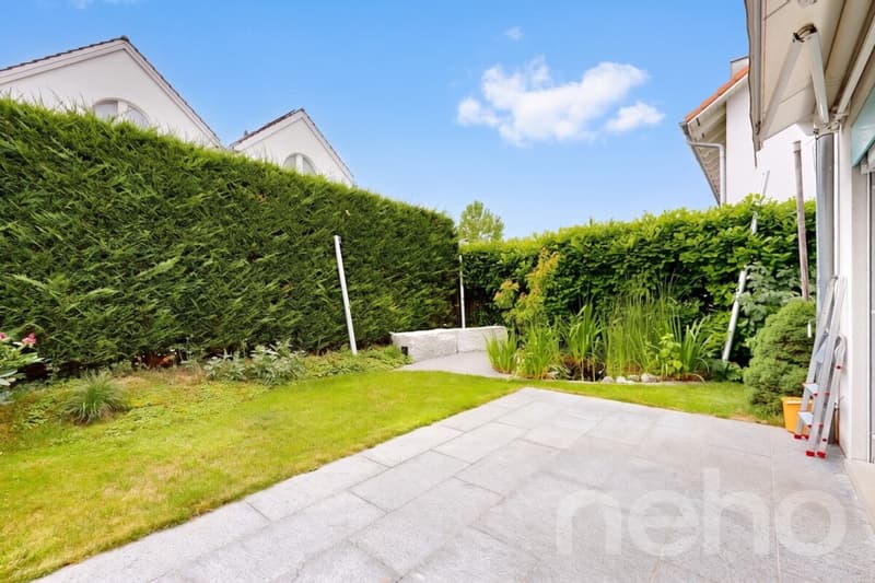 Well-maintained 5-room semi-detached house in a family-friendly location surrounded by greenery (5)