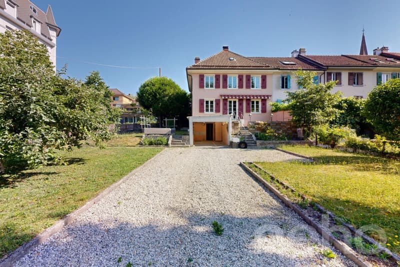 Charmante maison des années 1920 avec vaste jardin privatif (1)