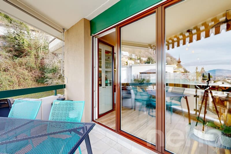 Breathtaking lake view for this 4.5-room apartment, carefully renovated (12)