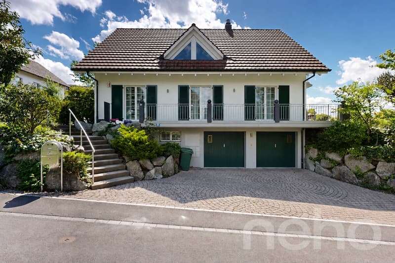 Attractive 5.5-room single-family house with unobstructed views (1)