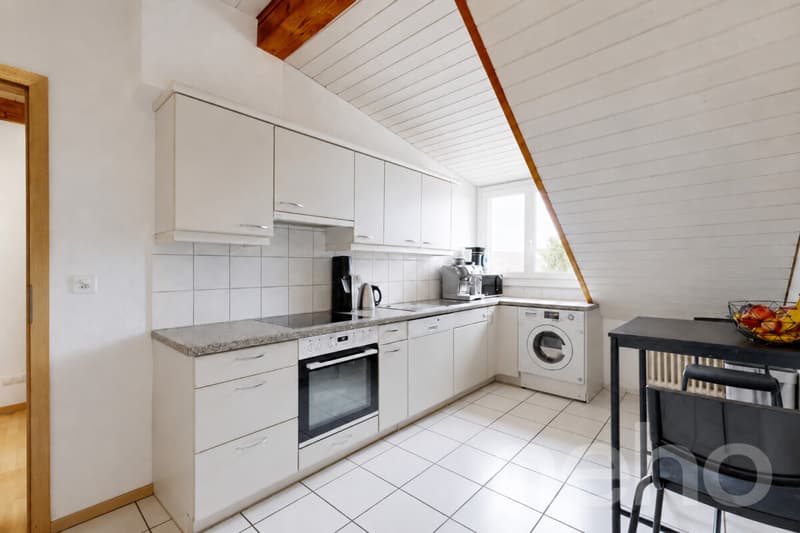 Charming 3.5-room attic apartment with balcony in a quiet location in Basel (7)