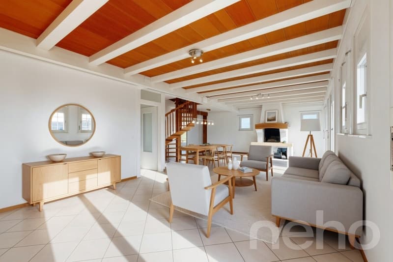 Geräumiges und helles Dachgeschoß-Duplex mit freier Sicht (5)