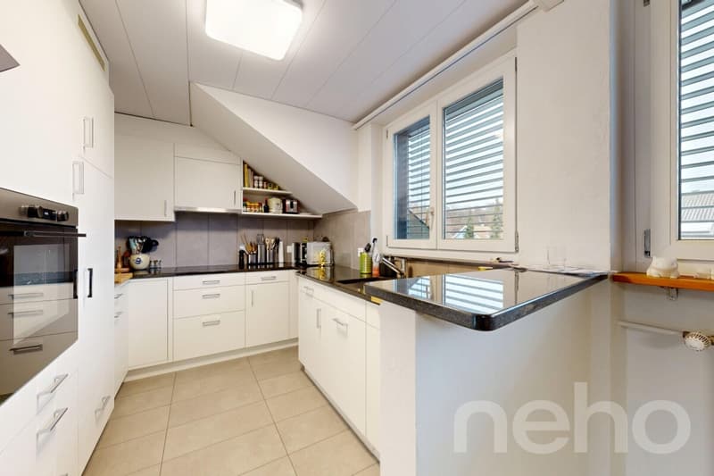 Affordable attic apartment with 131 m² near Emme and city center (4)