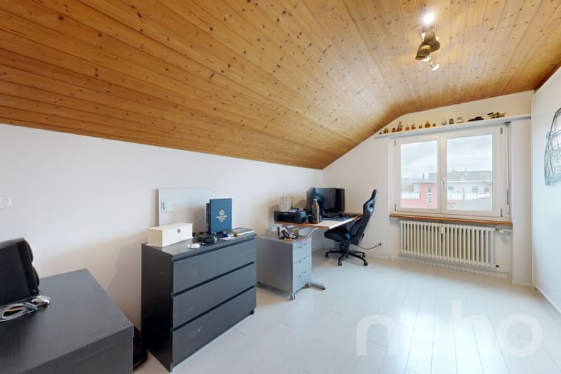 Affordable attic apartment with 131 m² near Emme and city center (8)