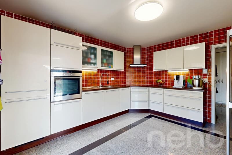 Spacieux appartement familial avec balcons et jardin à St-Prex (9)