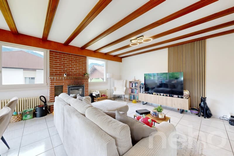 Exklusiv: Villa mit 2 Zimmern, Terrasse und Garten (4)