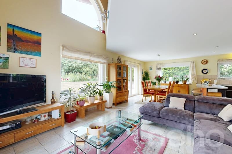 Villa individuale con 5.5 locali e un terreno edificabile di 1'200 m² (4)