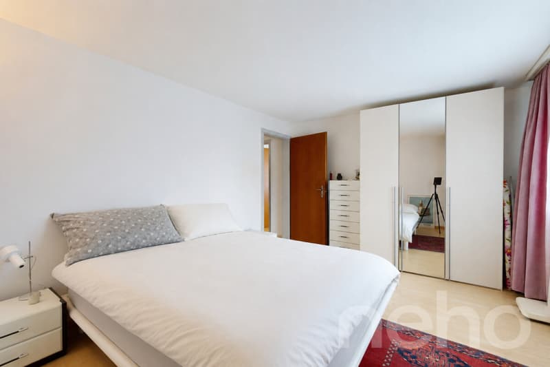 Gepflegte 3.5 Zimmer Wohnung mit Cheminée und Balkon (5)