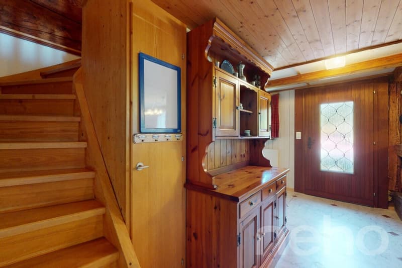 Maison conviviale pour familles avec grand terrain et options d'agrandissement (11)