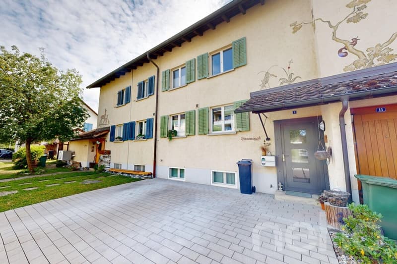 Maison de rang charmante dans un emplacement central à Uster (10)