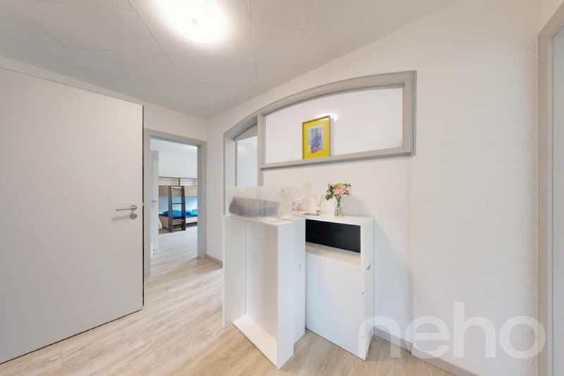 Family house with two apartments and great potential in Sion (10)