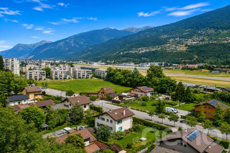 Family house with two apartments and great potential in Sion (3)