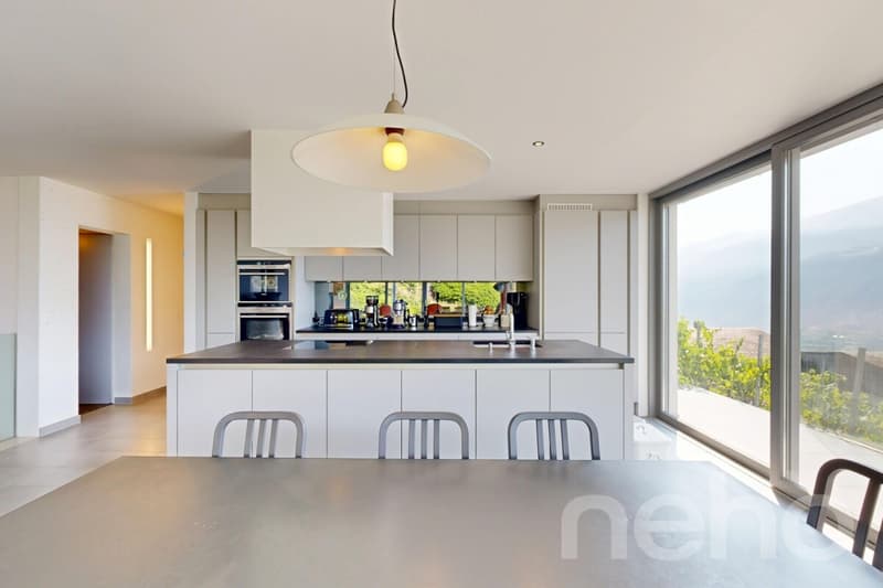 Spacious contemporary villa with panoramic views in the heart of Valais (7)