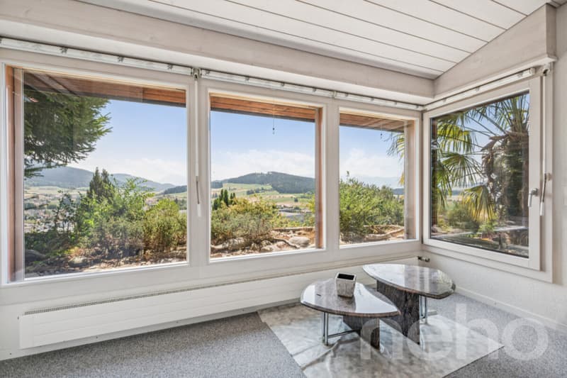 Living on a south-facing slope with mountain views and building land reserve (11)