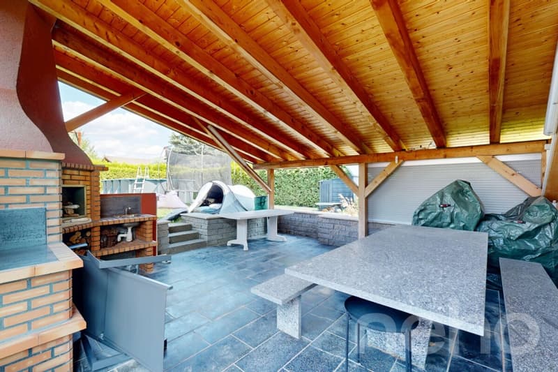 Casa di quattro locali con giardino privato (8)