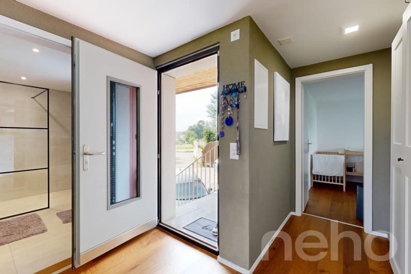Modernisiertes Einfamilienhaus mit Designküche und Wintergarten (10)