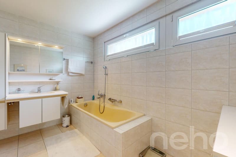 Appartement spacieux 4.5 pièces avec loggia dans un emplacement central et calme (8)