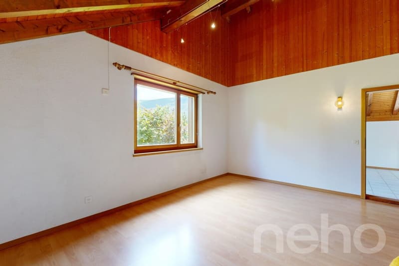 6.5-Zimmerhaus mit Licht, Raum und schöner Aussicht (3)