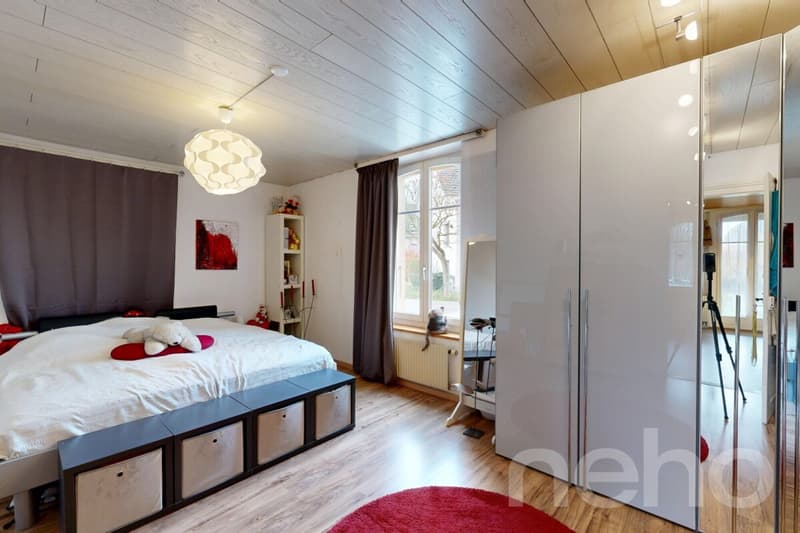 Charmantes Zweifamilienhaus mit Potenzial in Kappelen (7)