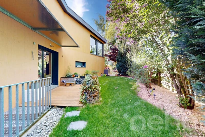 Architect's house with independent studio in an intimate setting (2)