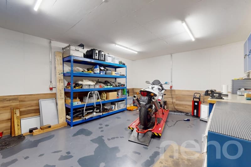 Werkstatt im Untergeschoss / Tiefgarage