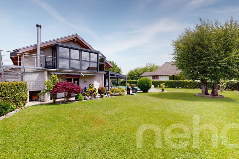 Prächtige 220 m² Villa mit Pool (11)