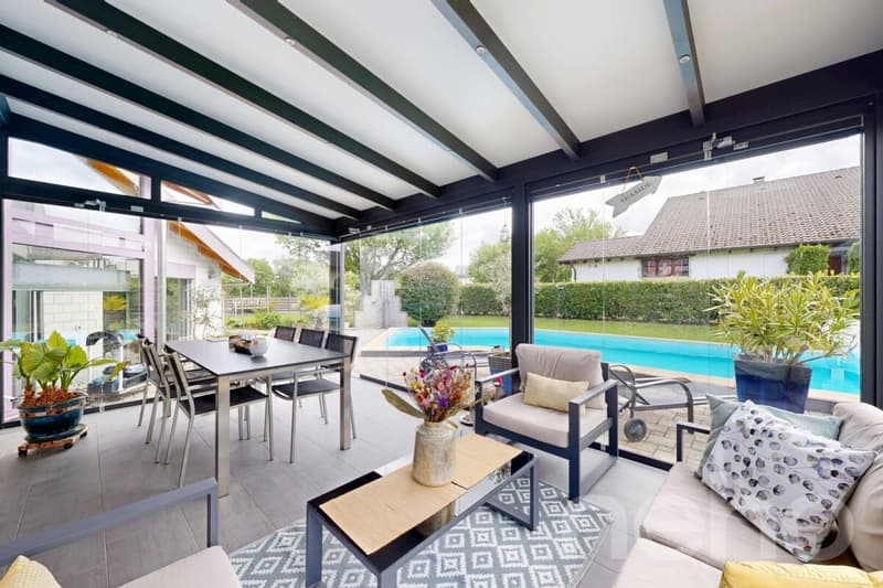 Prächtige 220 m² Villa mit Pool (10)