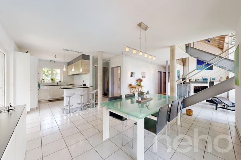 Prächtige 220 m² Villa mit Pool (5)