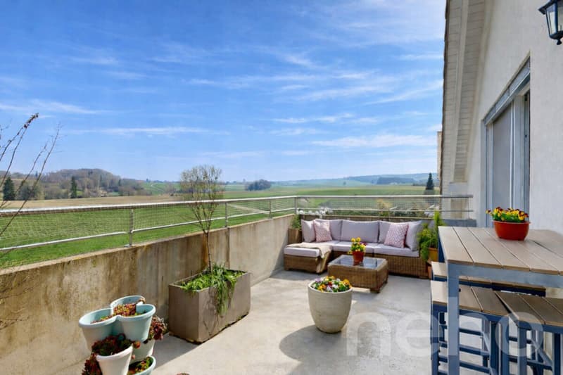 Ultimo piano di 145 m², grande terrazza affacciata sulla campagna (10)