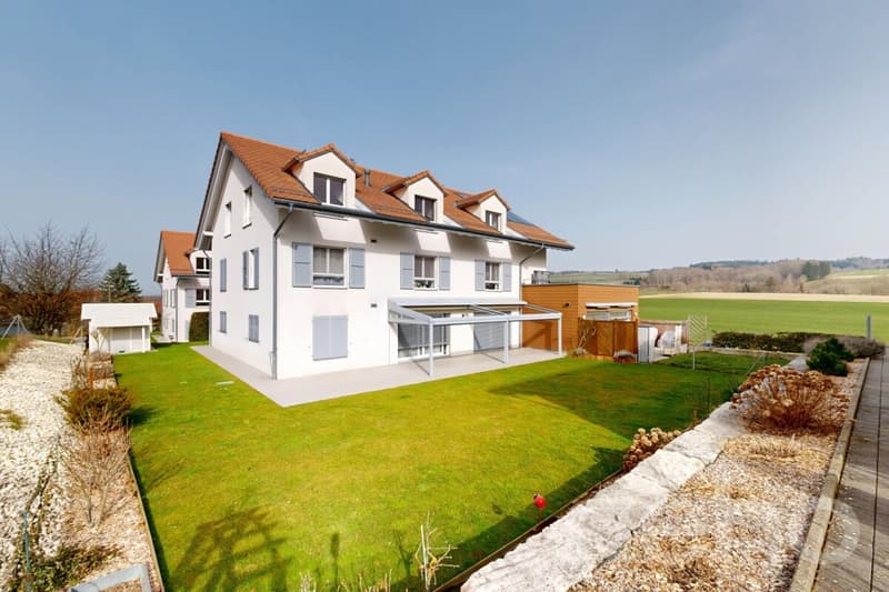 Ultimo piano di 145 m², grande terrazza affacciata sulla campagna (11)
