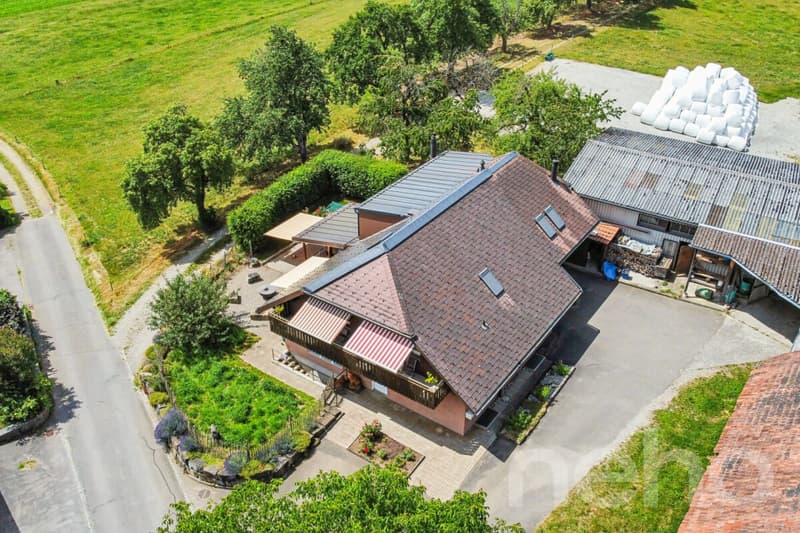 Modernisiertes Generationenhaus mit Weitblick in Gysenstein (2)