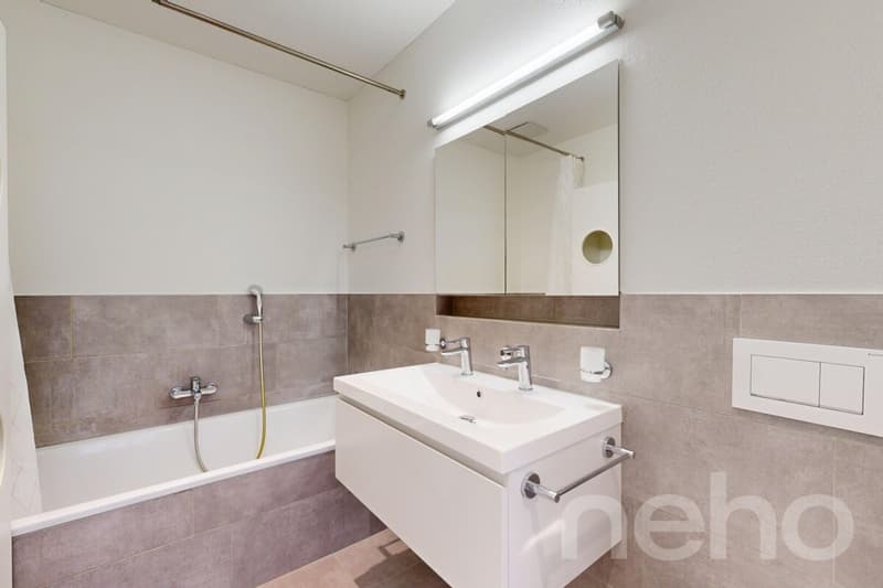 Zentral wohnen mit Stil: 4.5-Zimmer-Wohnung mit zwei Terrassen (8)