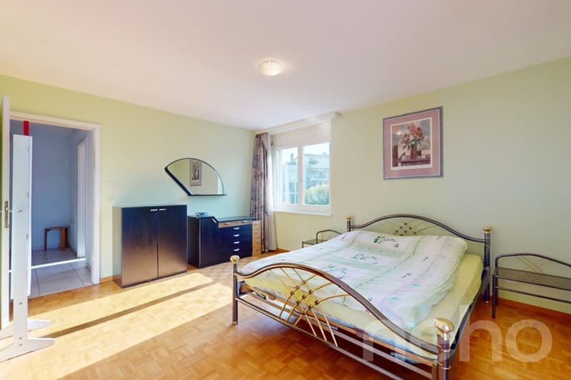 Confort, lumière et jardin privé ? superbe duplex à Morat (10)