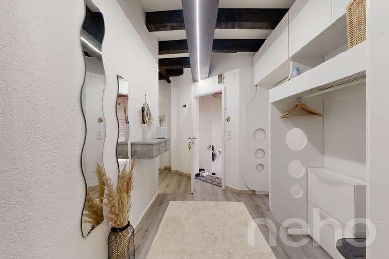 Building with excellent yield, well maintained! (8)
