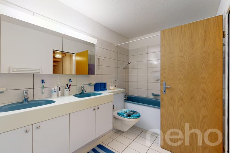 Charmantes 4.5-Zimmer Einfamilienhaus mit ausgebautem Dachstock (7)