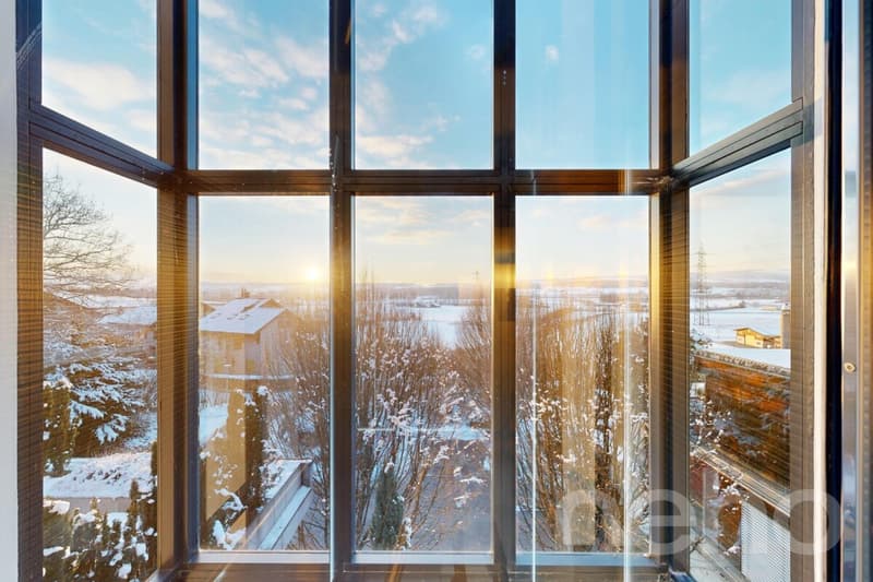 Terrassenwohnung auf zwei Ebenen mit Wintergarten und Panorama (2)