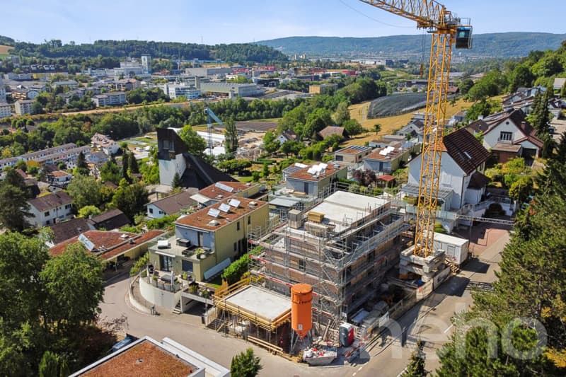 Casa a schiera con attico, giardino e vista panoramica (10)