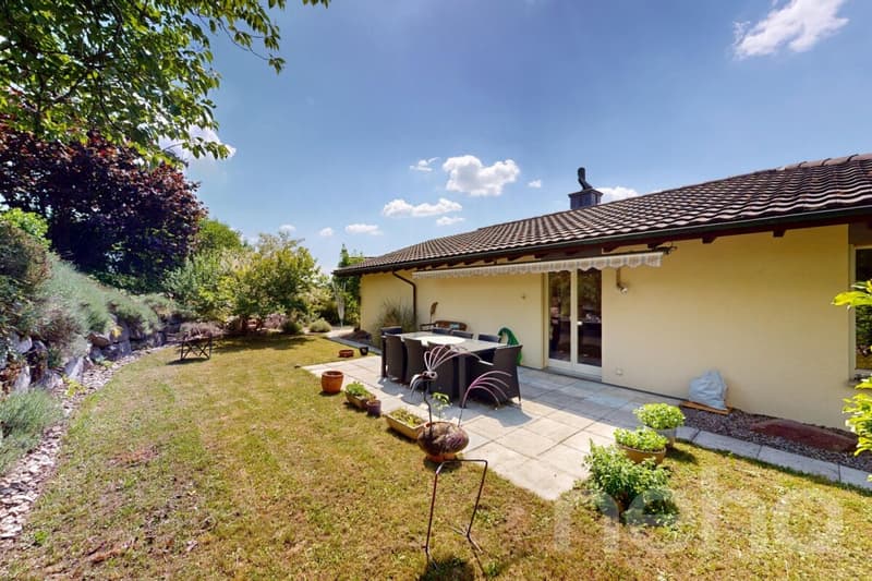 Aussergewöhnliches 6.5-Zimmer-Doppeleinfamilienhaus (1)