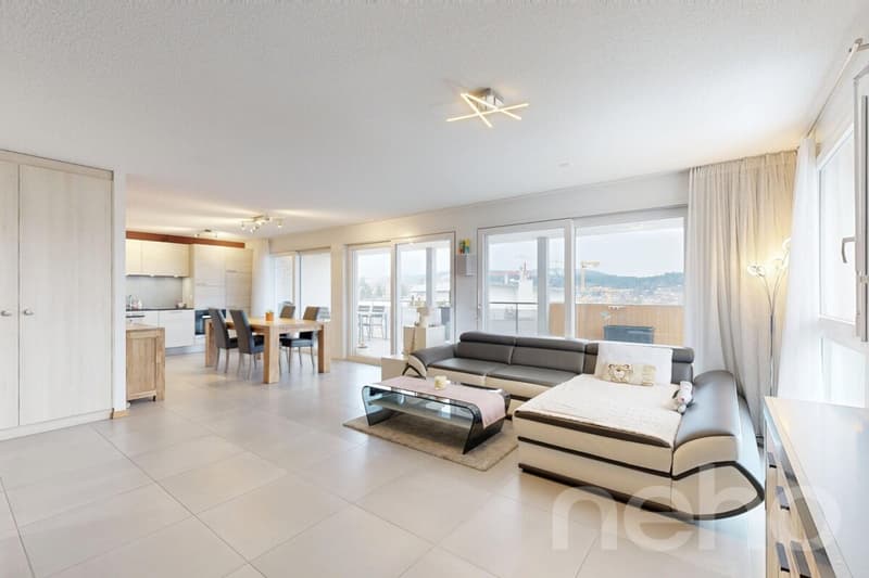 Appartement T4 de 106 m² avec vue montagne à la Chaux-de-Fonds (2)