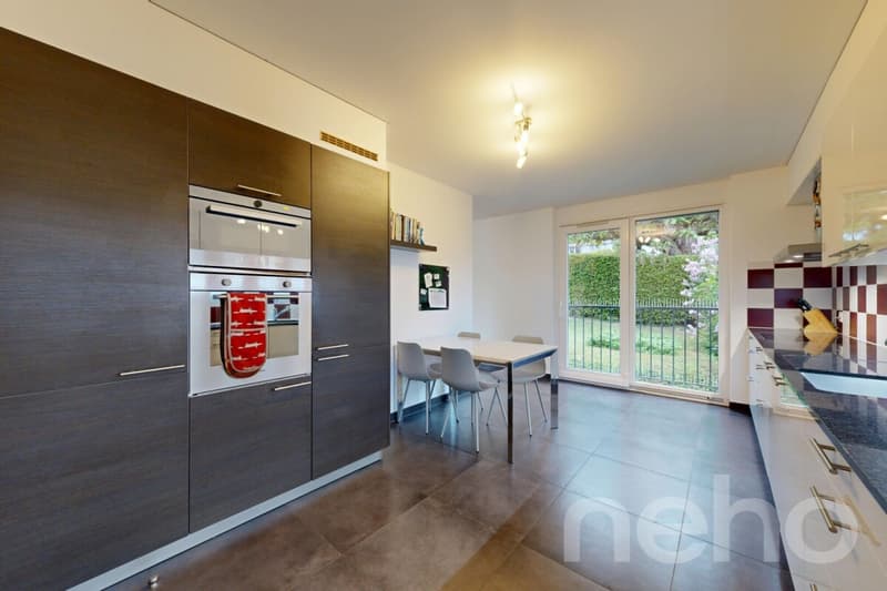 Elegant semi-detached house with a garden on the outskirts of Morges (11)