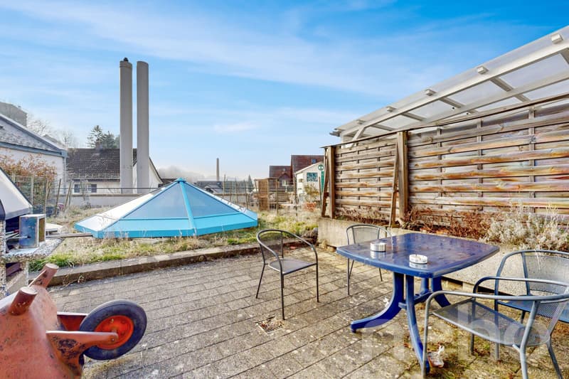 Gemütliches Wohnen auf zwei Etagen mit sonniger Terrasse (3)