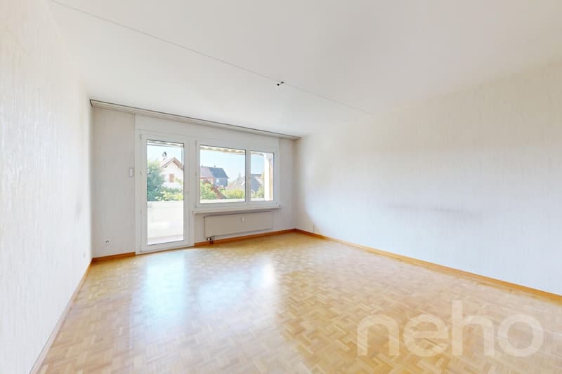 Praktische 4-Zimmerwohnung mit grossem Balkon im Längi-Quartier (1)