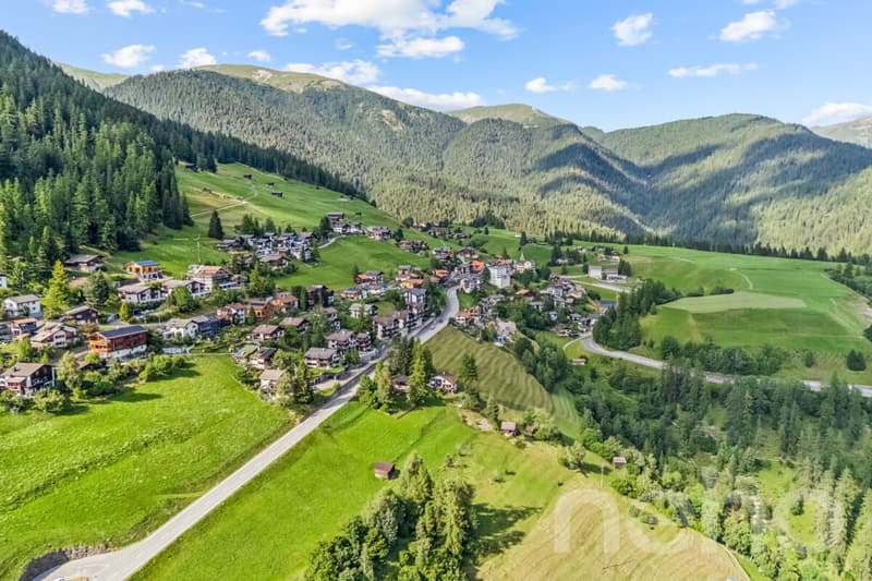3?520 m² Entwicklungsgrundstück mit Projektstudie in Davos Wiesen (3)