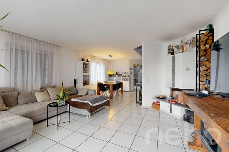 Zuhause ankommen: Grosszügige Maisonettewohnung mit Terrasse (1)