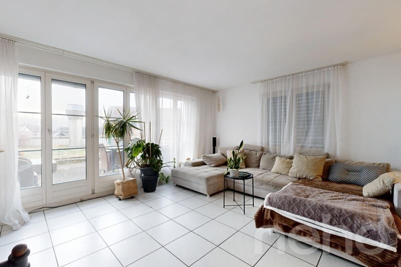 Zuhause ankommen: Grosszügige Maisonettewohnung mit Terrasse (2)