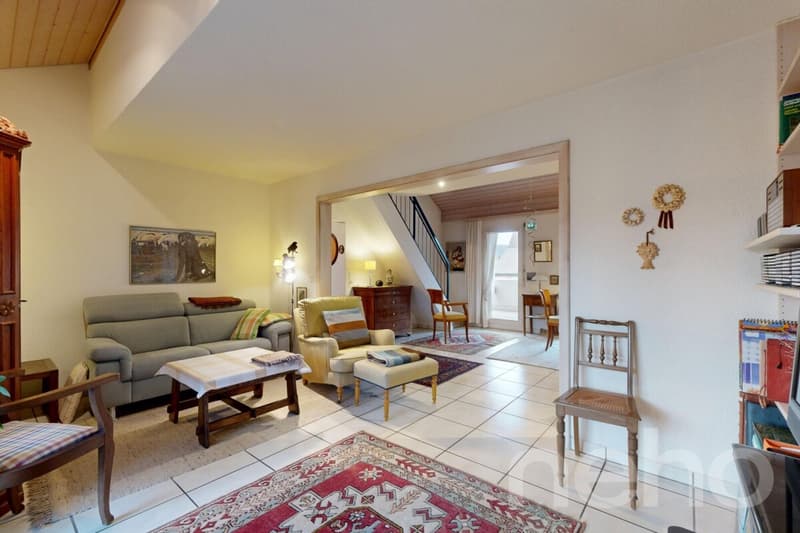 Exclusive attic maisonette with large terrace (2)