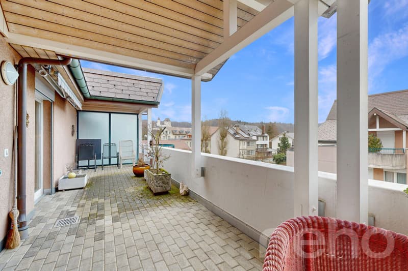 Exclusive attic maisonette with large terrace (10)